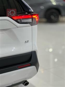 تويوتا راف 4